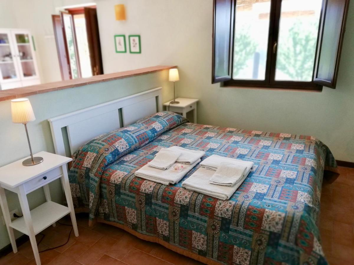 La Casa Nettarina Guest House Poggio Mirteto Luaran gambar
