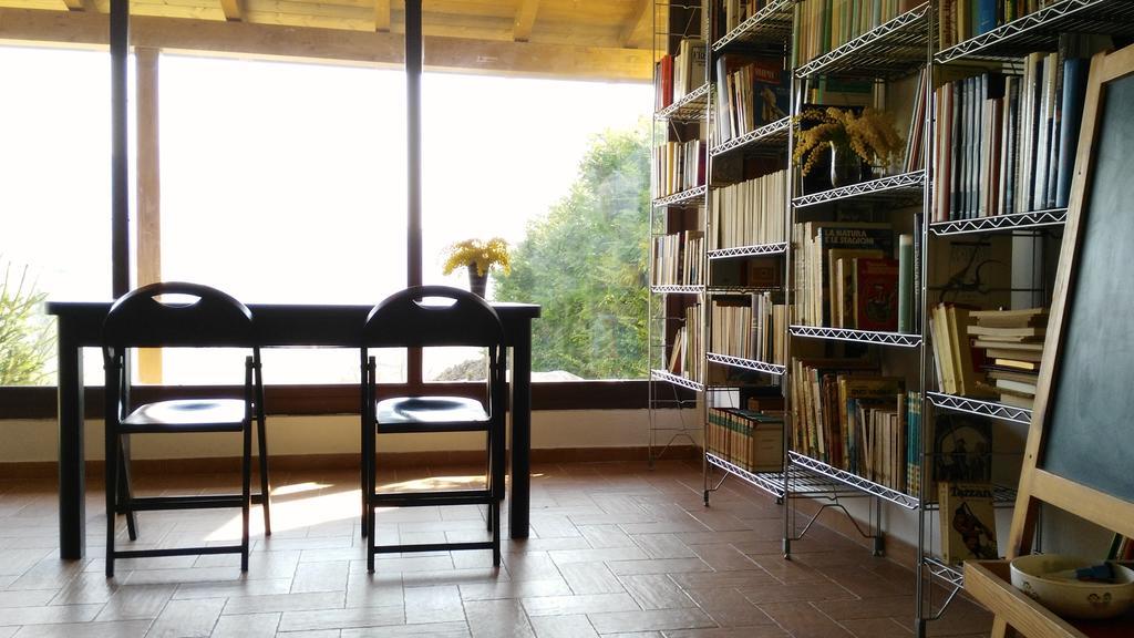 La Casa Nettarina Guest House Poggio Mirteto Luaran gambar